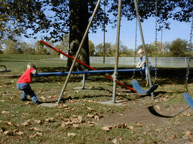 seesaw2.gif (249367 bytes)